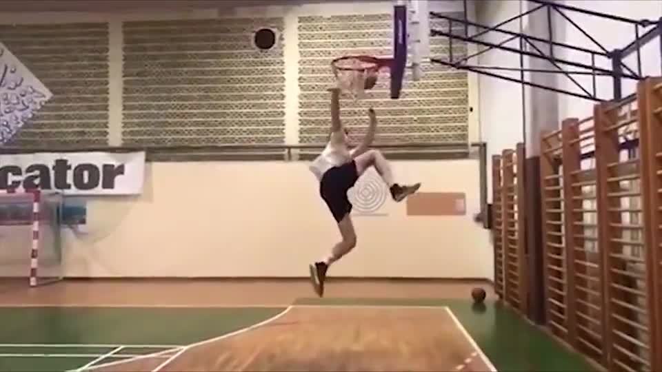 天赋, 的弹跳所震