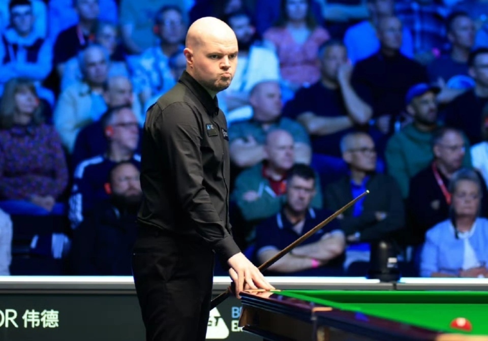 兰公开赛半, 塞尔比完成, EFYOd